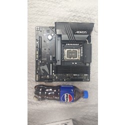 AORUS B760M PRO AX DDR4